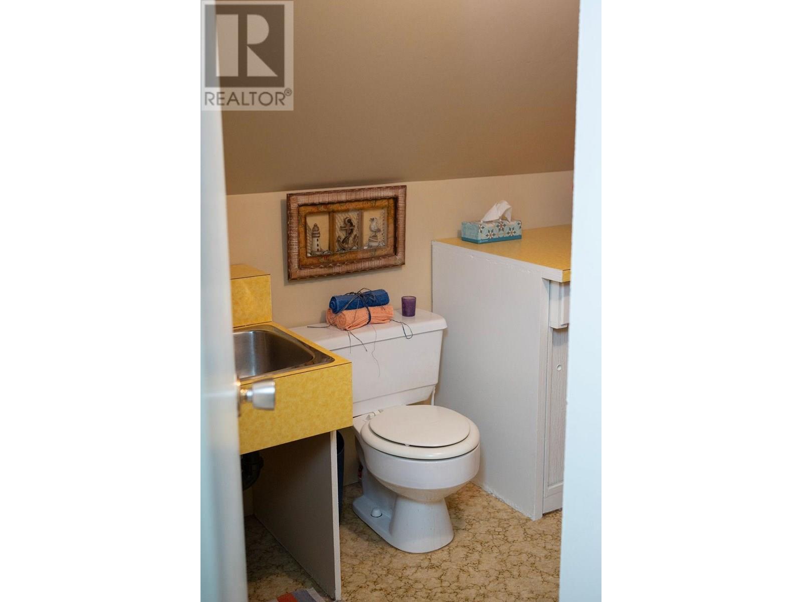 595 Valhalla Road, Nelson, British Columbia  V1L 6M6 - Photo 84 - 10337054