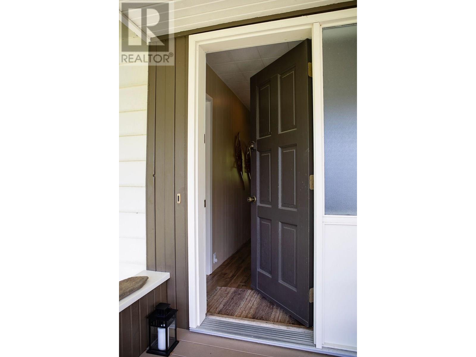 595 Valhalla Road, Nelson, British Columbia  V1L 6M6 - Photo 15 - 10337054