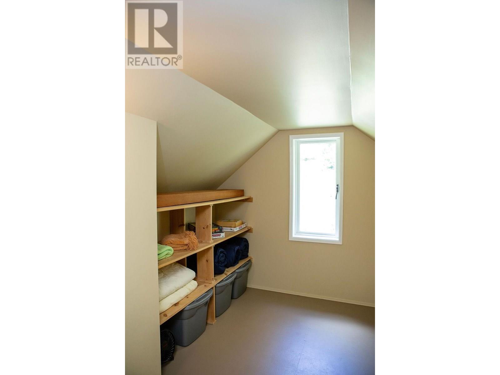595 Valhalla Road, Nelson, British Columbia  V1L 6M6 - Photo 95 - 10337054