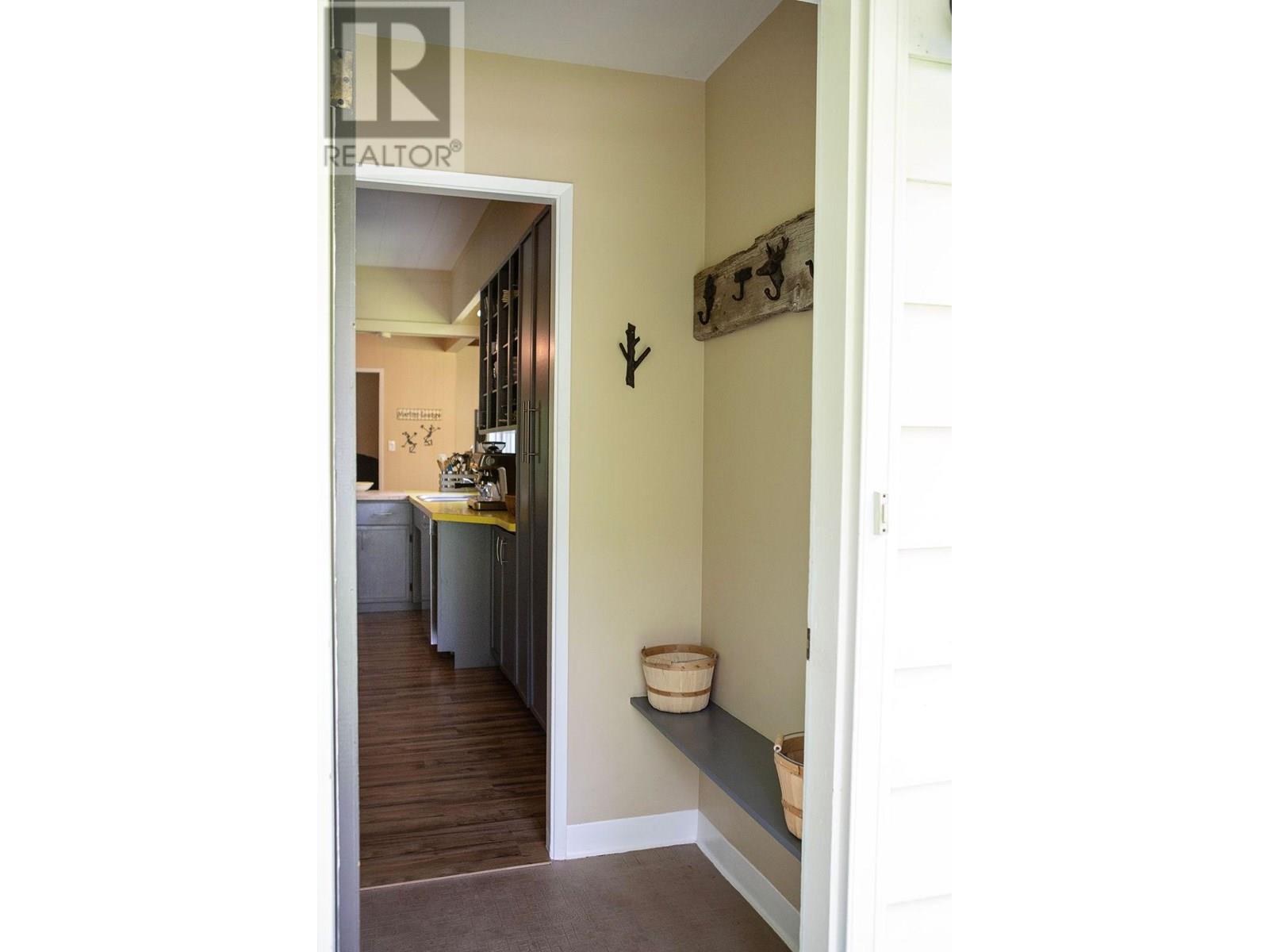595 Valhalla Road, Nelson, British Columbia  V1L 6M6 - Photo 44 - 10337054