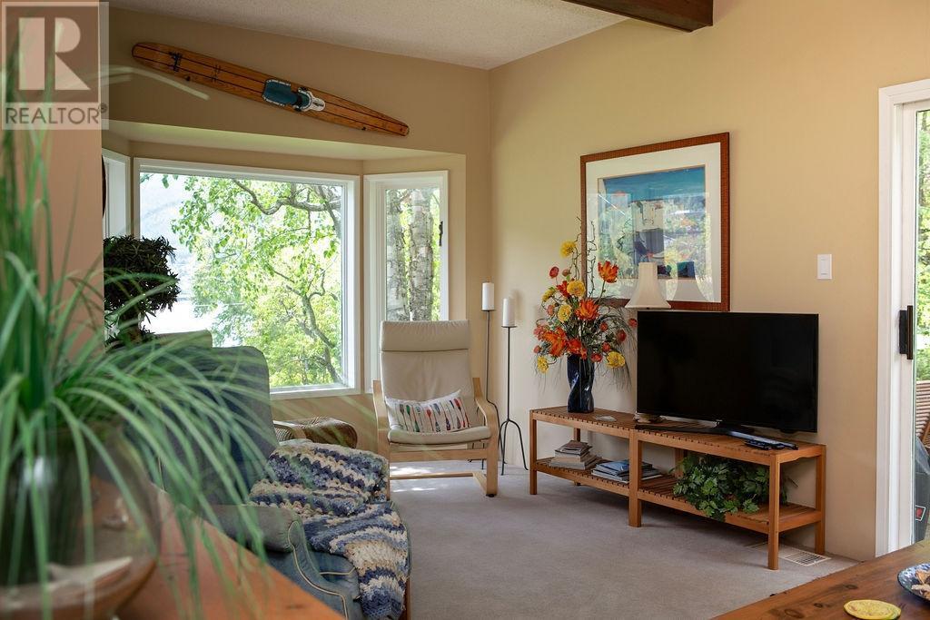 595 Valhalla Road, Nelson, British Columbia  V1L 6M6 - Photo 61 - 10337054