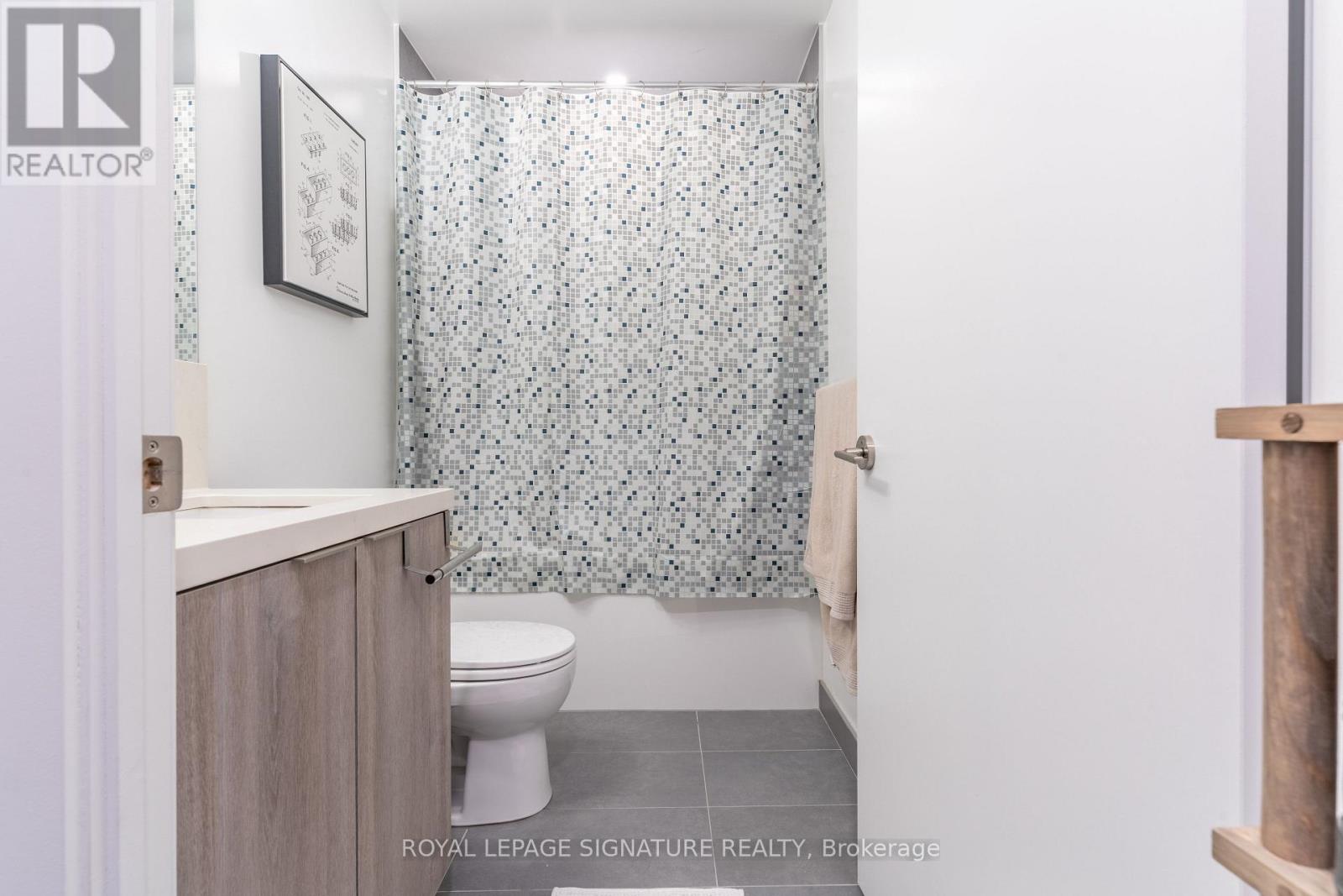 1709 - 2020 Bathurst Street, Toronto (Humewood-Cedarvale), Ontario  M5P 0A6 - Photo 15 - C12217553
