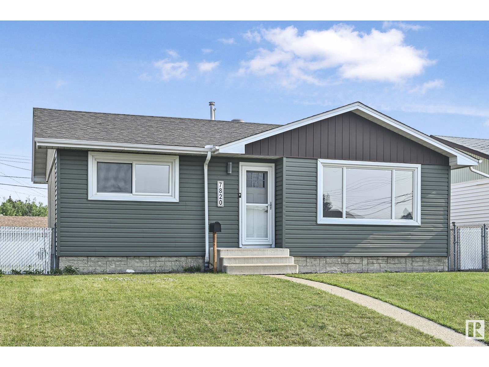 7820 130 AV NW, Edmonton, Alberta