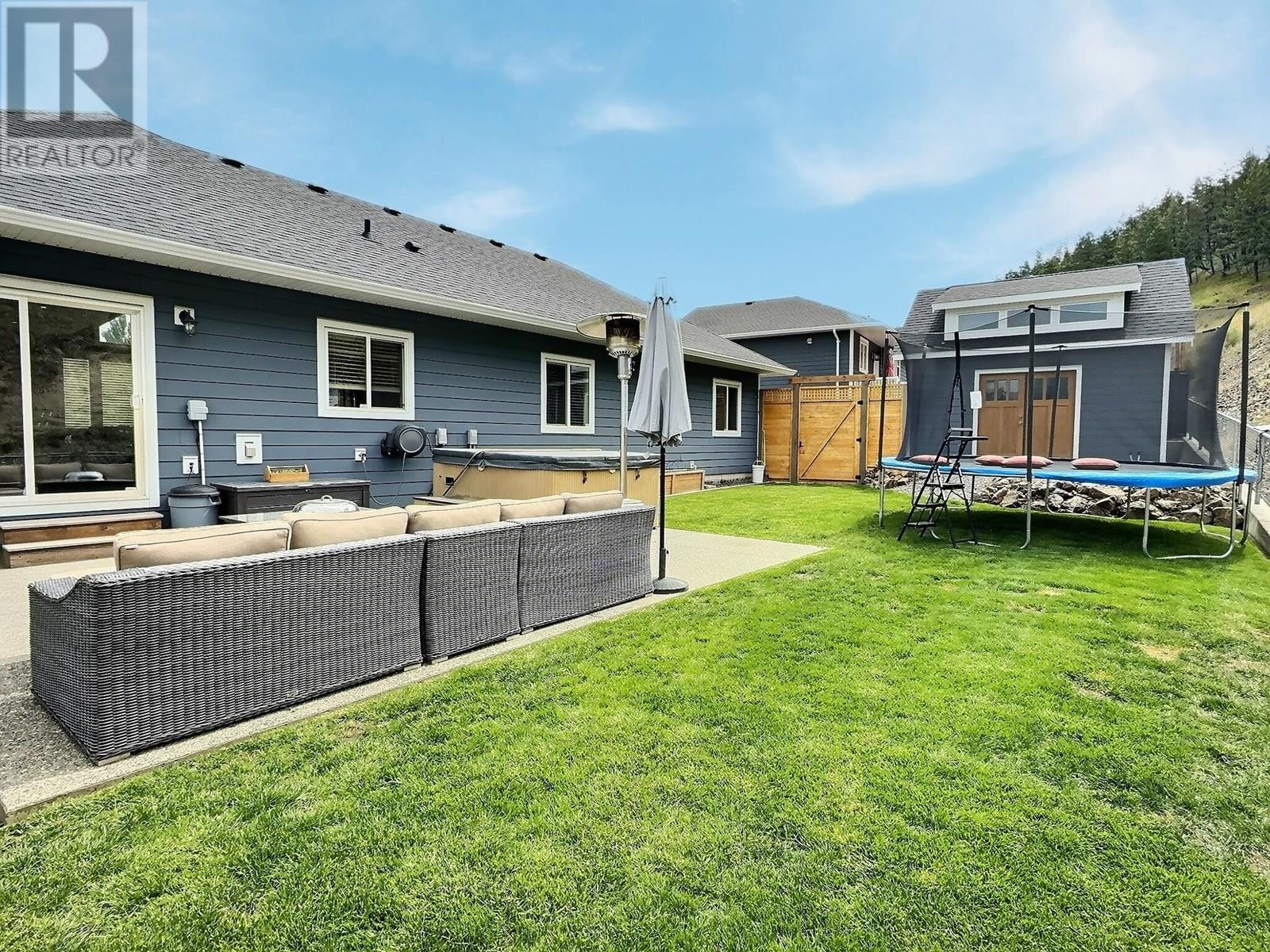 3041 Similkameen Place, Kamloops, British Columbia  V2E 2T6 - Photo 6 - 10351983