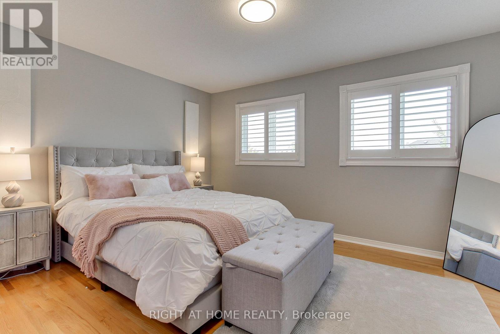 10 Juneberry Avenue, Markham, Ontario  L3S 4B1 - Photo 19 - N12217555