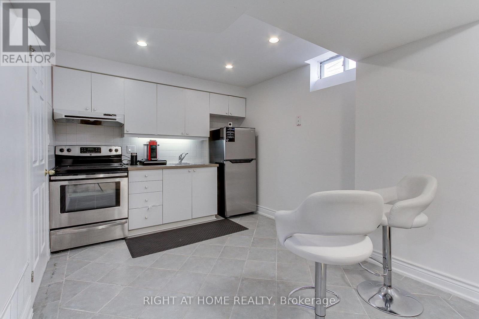 10 Juneberry Avenue, Markham, Ontario  L3S 4B1 - Photo 28 - N12217555