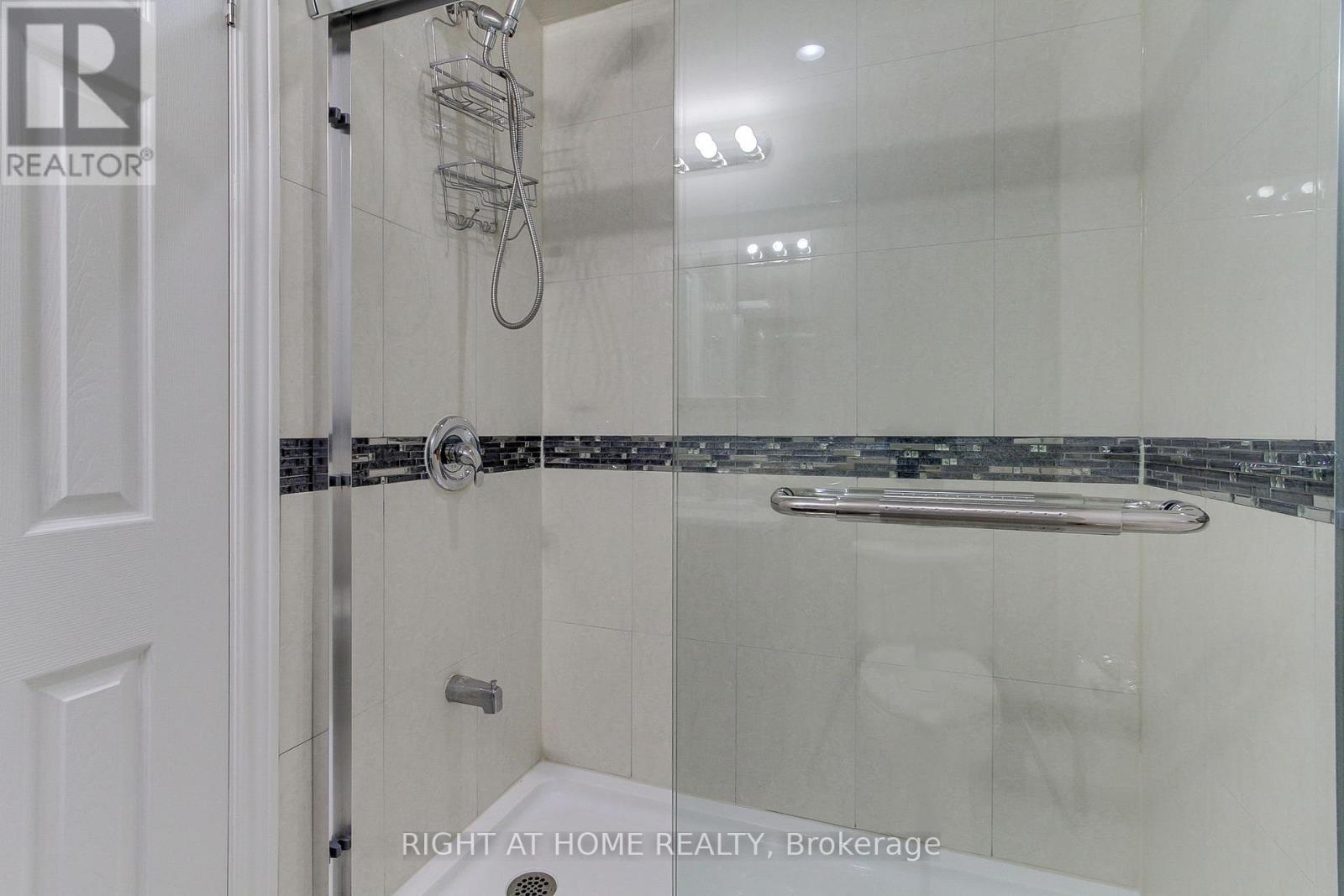 10 Juneberry Avenue, Markham, Ontario  L3S 4B1 - Photo 31 - N12217555