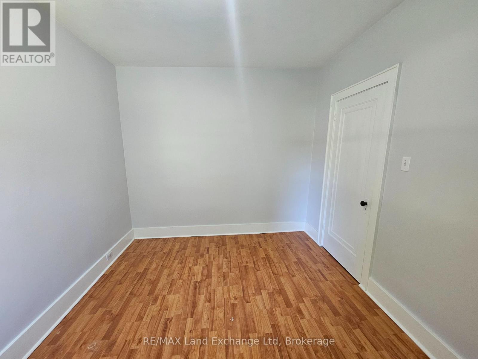 1061 Howick Street, Howick, Ontario  N0G 2X0 - Photo 36 - X12214861