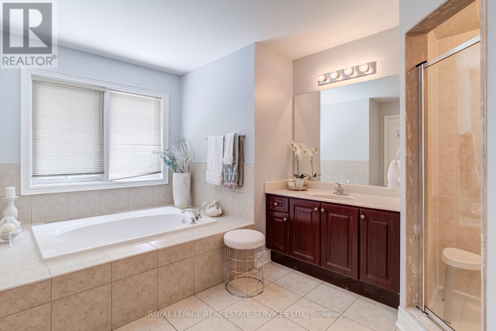 5 Xavier Court, Brampton (Bram West), Ontario  L6Y 5S1 - Photo 23 - W12217527