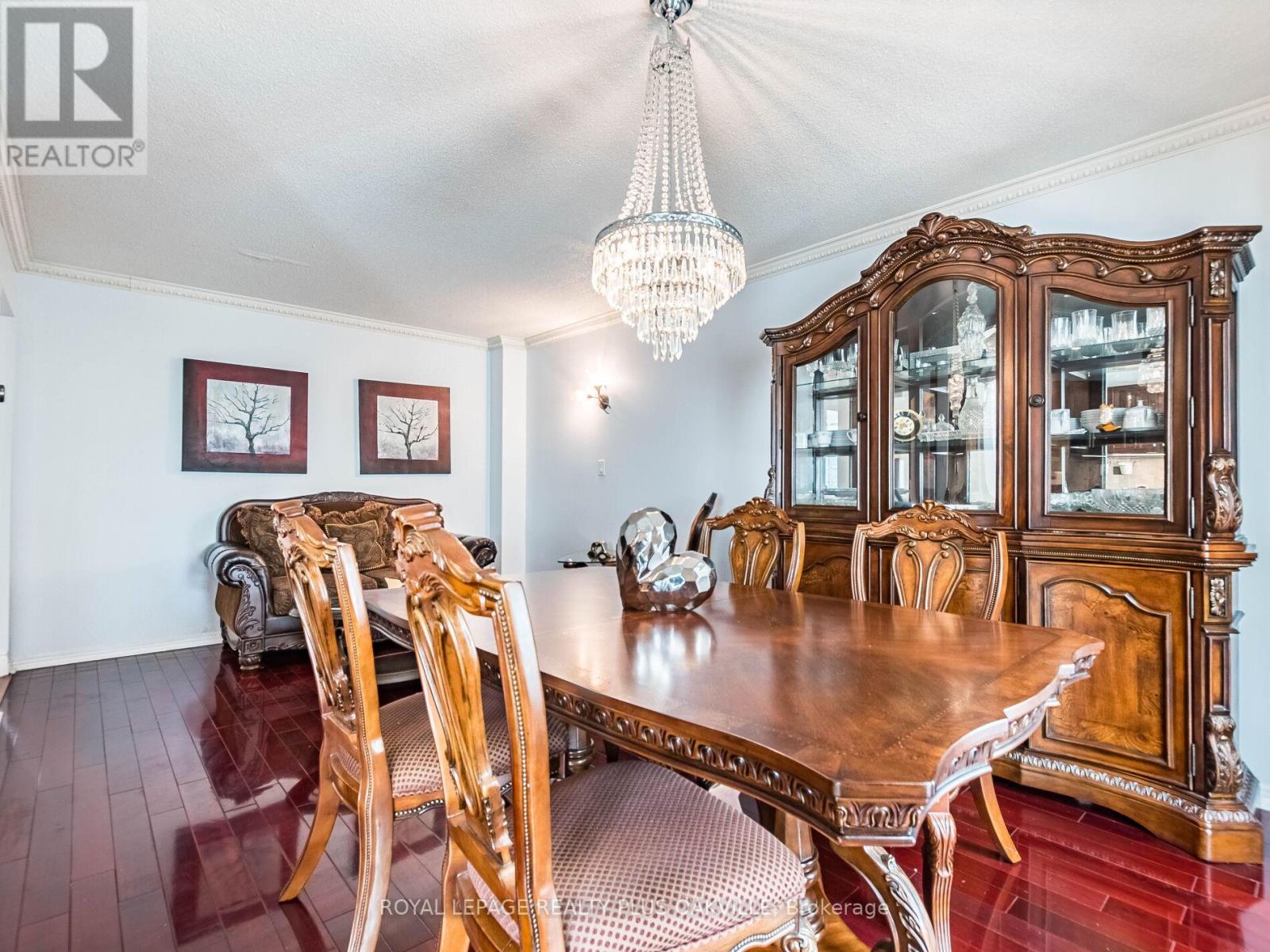 730 Galloway Crescent, Mississauga (Creditview), Ontario  L5C 3W1 - Photo 12 - W12217540