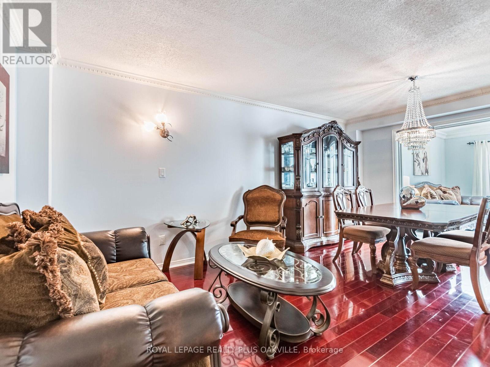 730 Galloway Crescent, Mississauga (Creditview), Ontario  L5C 3W1 - Photo 9 - W12217540
