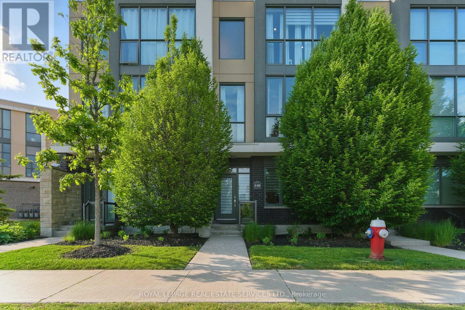 2 - 120 LITTLE CREEK ROAD, Mississauga, Ontario