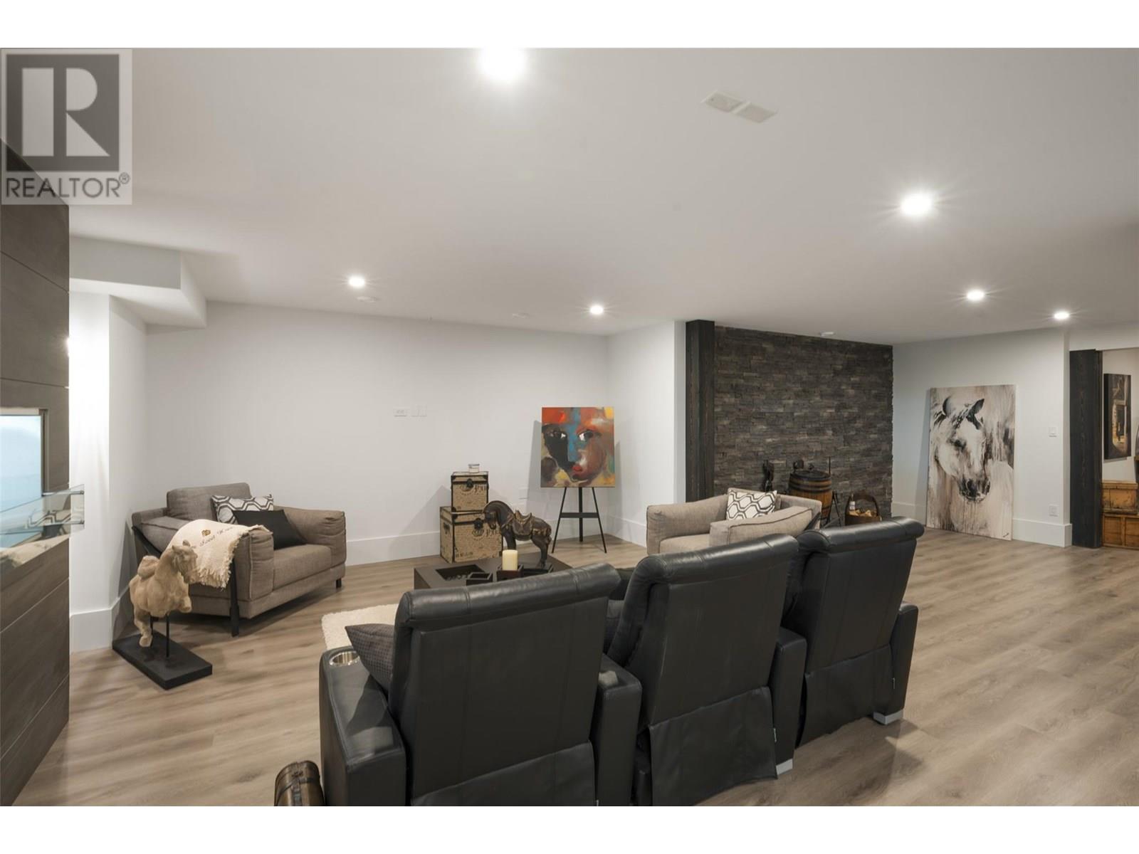 2375 Grantham Road, Kelowna, British Columbia  V1W 4B7 - Photo 45 - 10351613