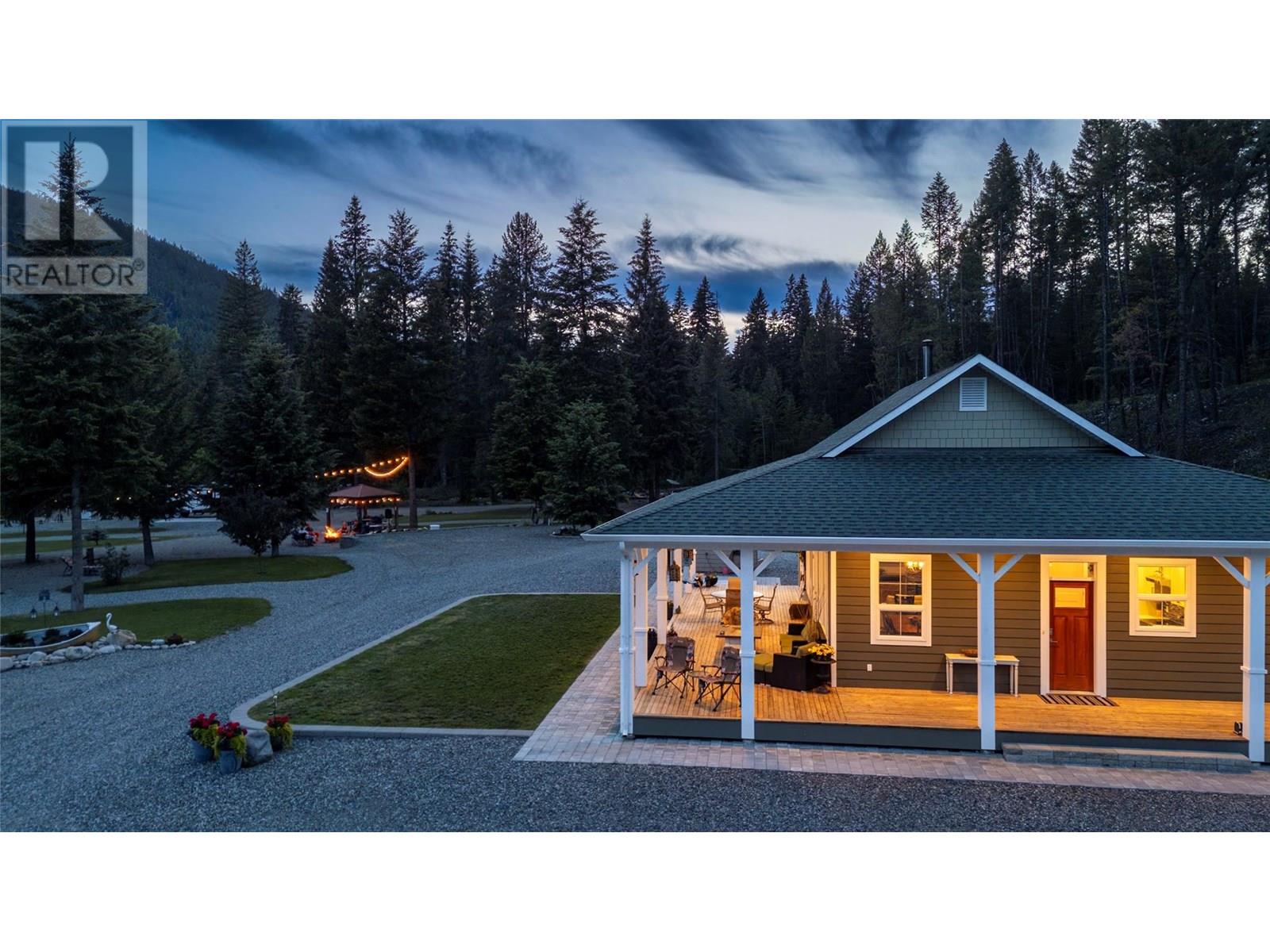 6645 Highway 33 Highway, Carmi, British Columbia  V0H 1A0 - Photo 12 - 10351415