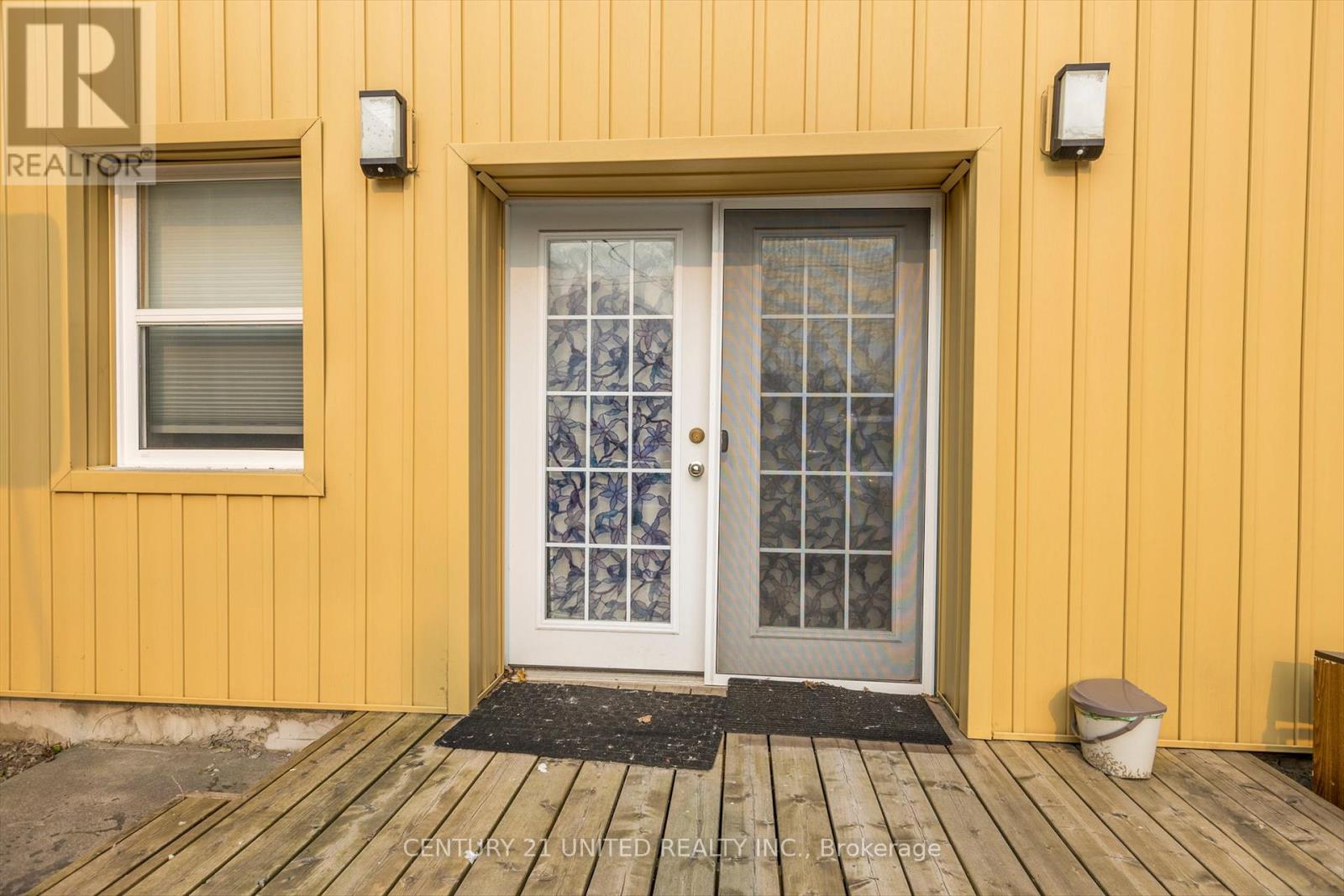 330-334 Charlotte Street W, Peterborough Central, Ontario  K9J 2V9 - Photo 11 - X12217581