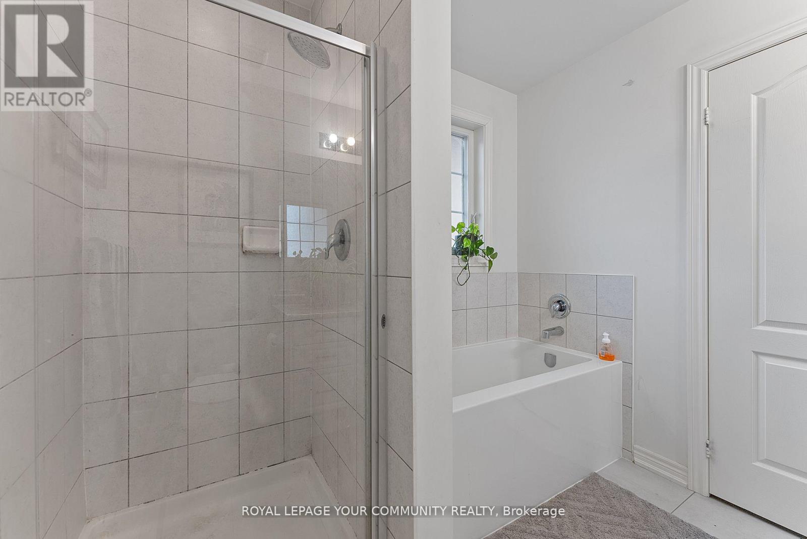 63 Riverwalk Drive, Hamilton, Ontario  L8B 1X3 - Photo 30 - X12217526