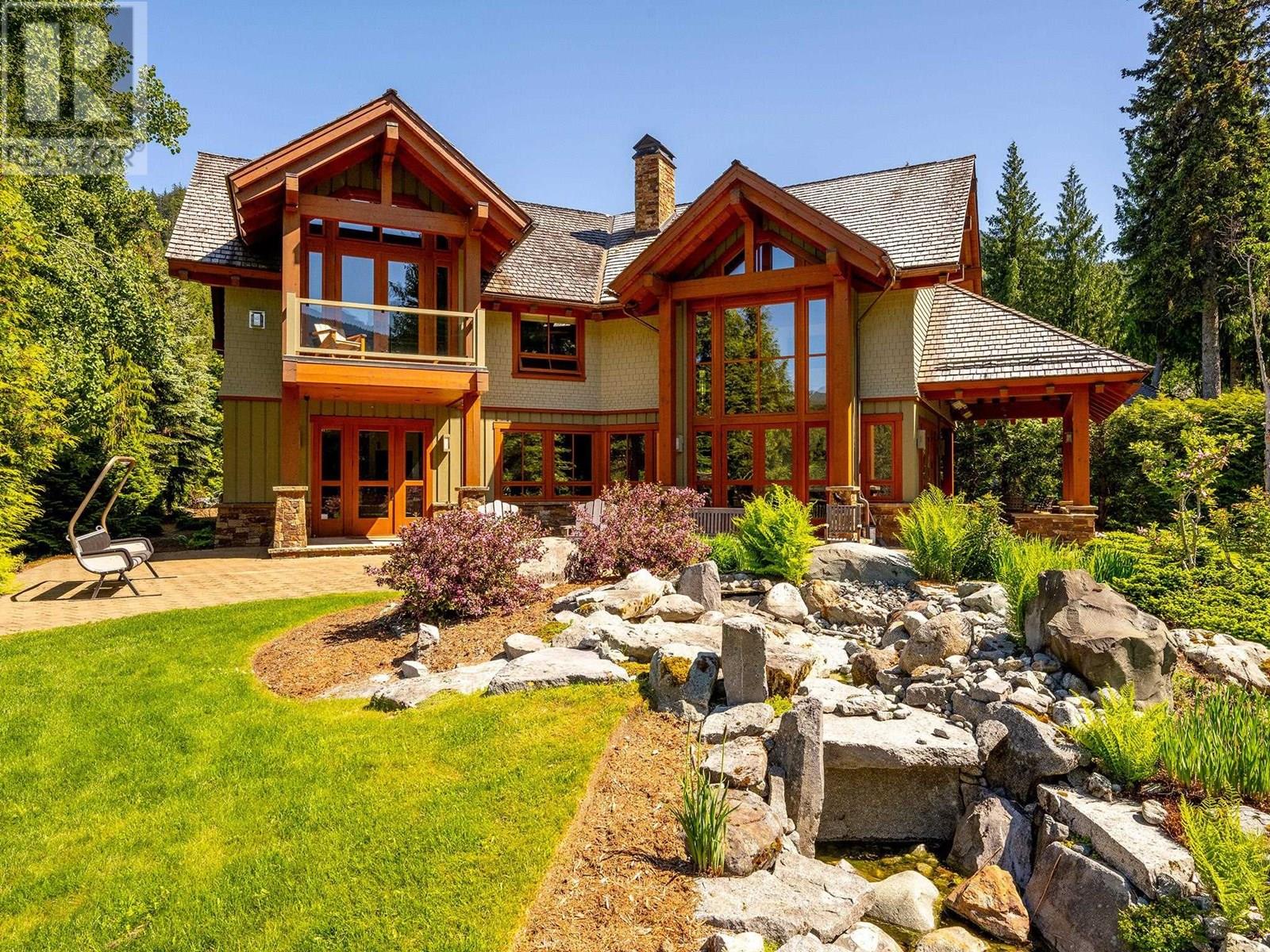 2219 Lake Placid Road, Whistler, British Columbia  V8E 0B2 - Photo 12 - R2990887