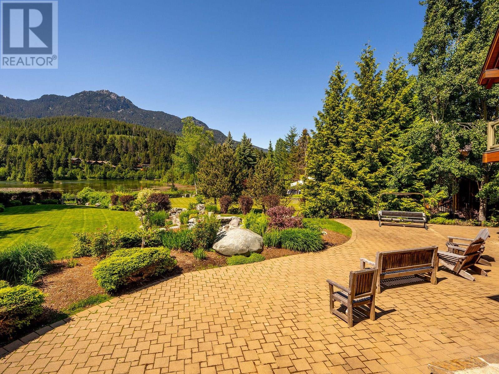 2219 Lake Placid Road, Whistler, British Columbia  V8E 0B2 - Photo 5 - R2990887
