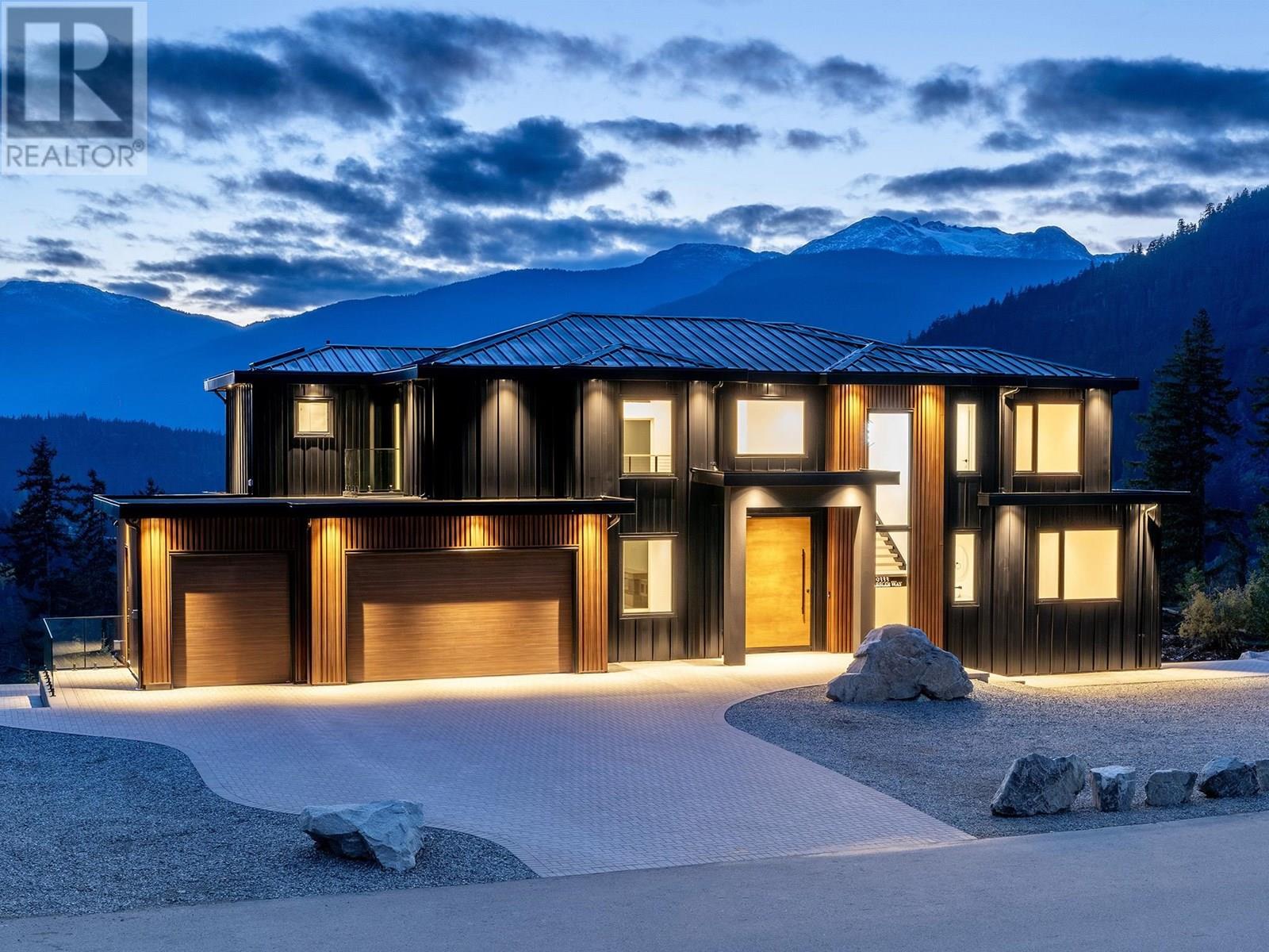9333 Warbler Way, Whistler, British Columbia  V8E 1M1 - Photo 38 - R3006508