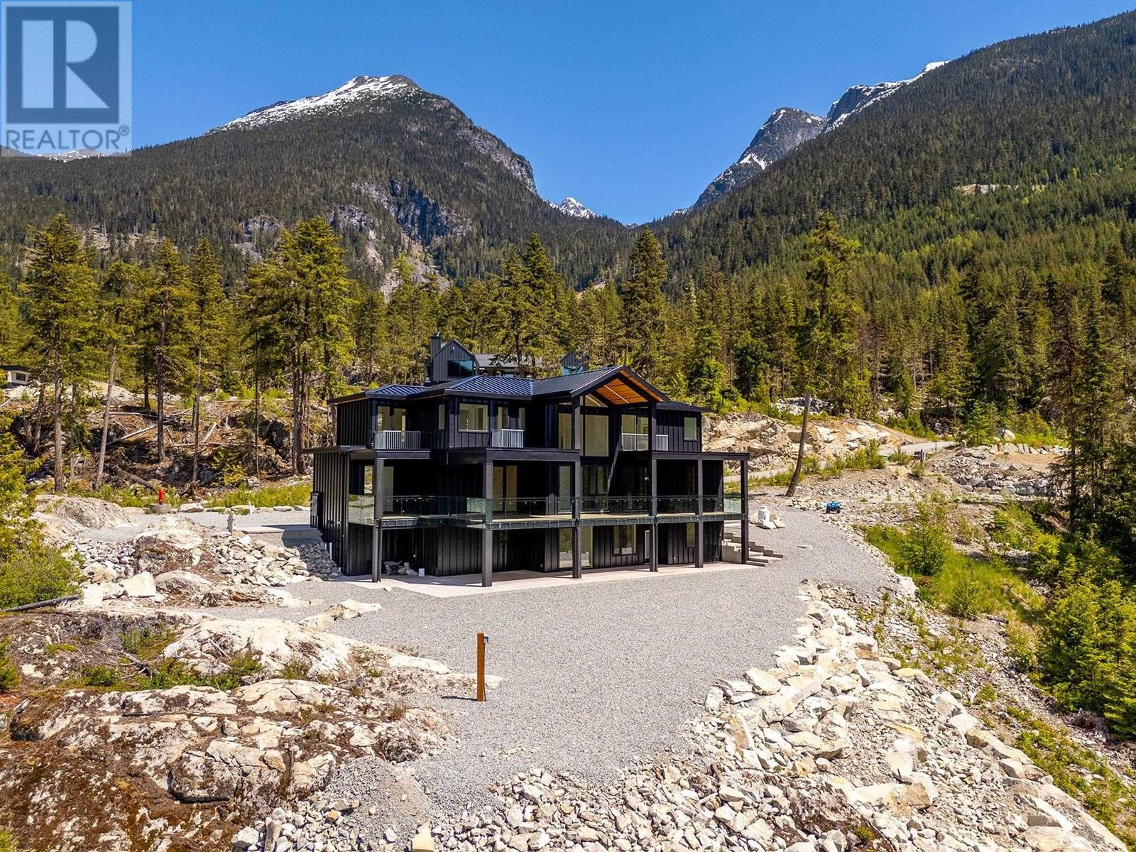 9333 Warbler Way, Whistler, British Columbia  V8E 1M1 - Photo 40 - R3006508