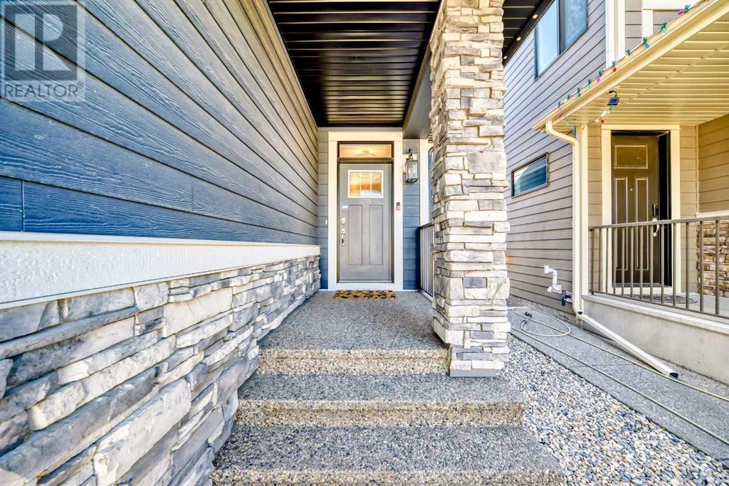 1122 73 Street Sw, Calgary, Alberta  T3H 3A9 - Photo 2 - A2227679