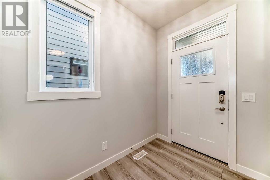 1122 73 Street Sw, Calgary, Alberta  T3H 3A9 - Photo 3 - A2227679