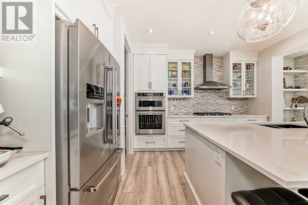1122 73 Street Sw, Calgary, Alberta  T3H 3A9 - Photo 5 - A2227679