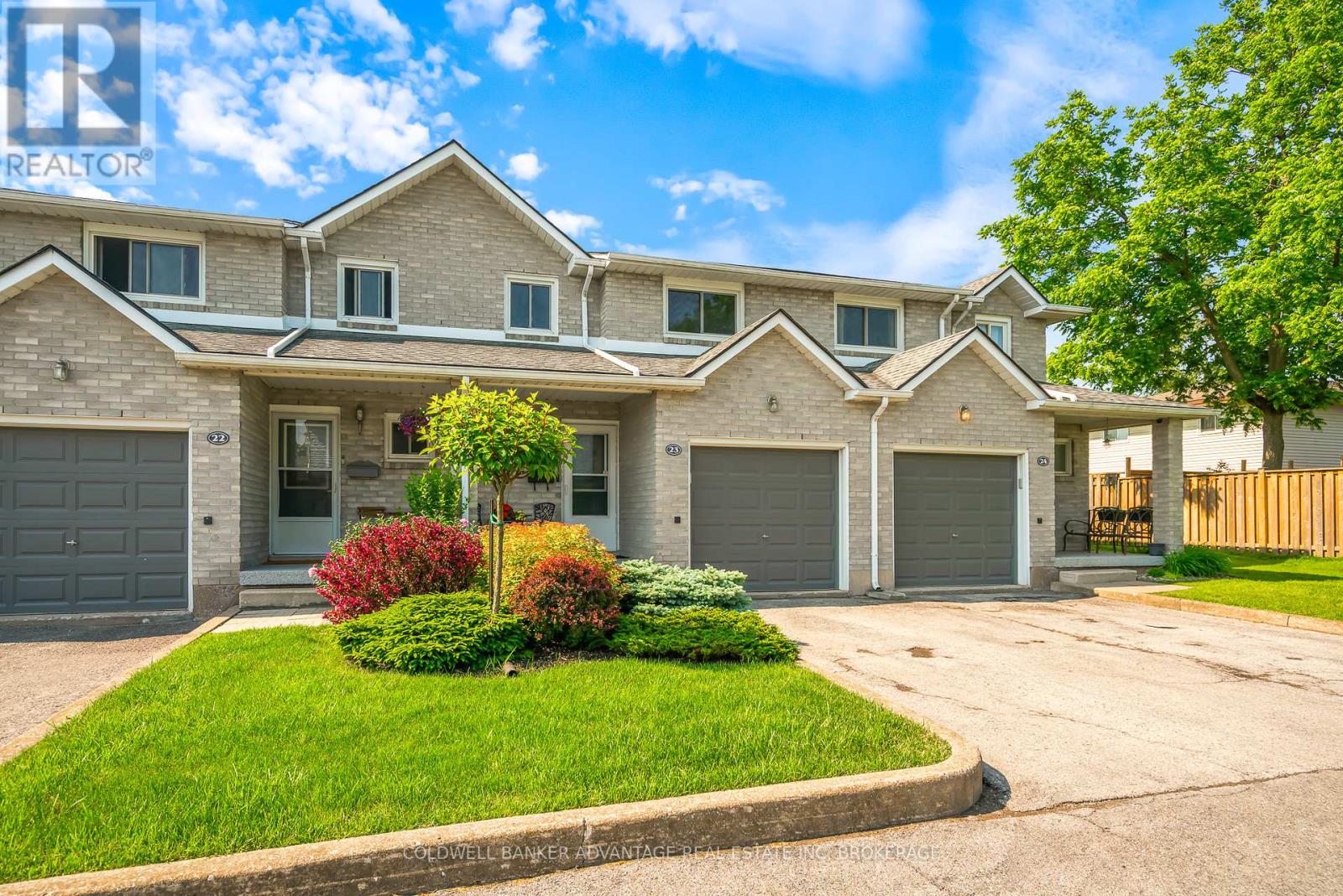 Property at 23 - 125 WOODLAWN ROAD image 3