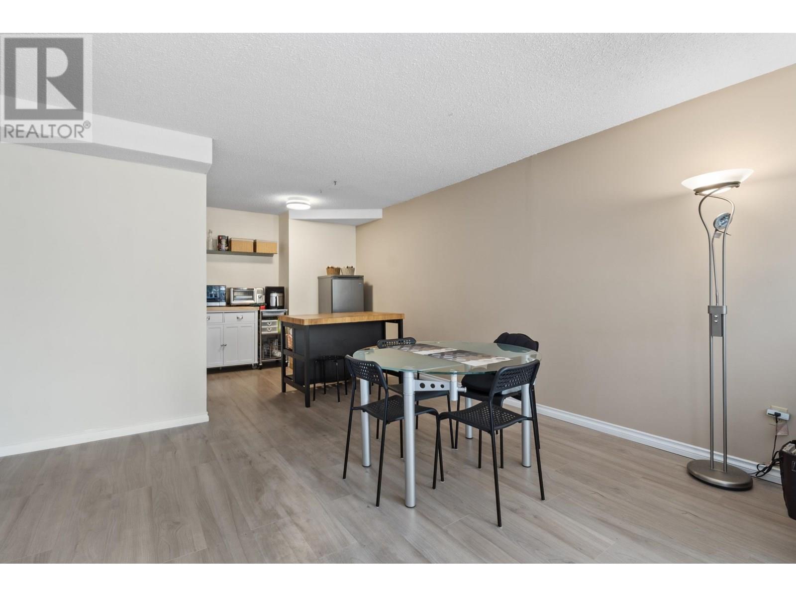 220 7340 Moffatt Road, Richmond, British Columbia  V6Y 1X8 - Photo 8 - R3015092