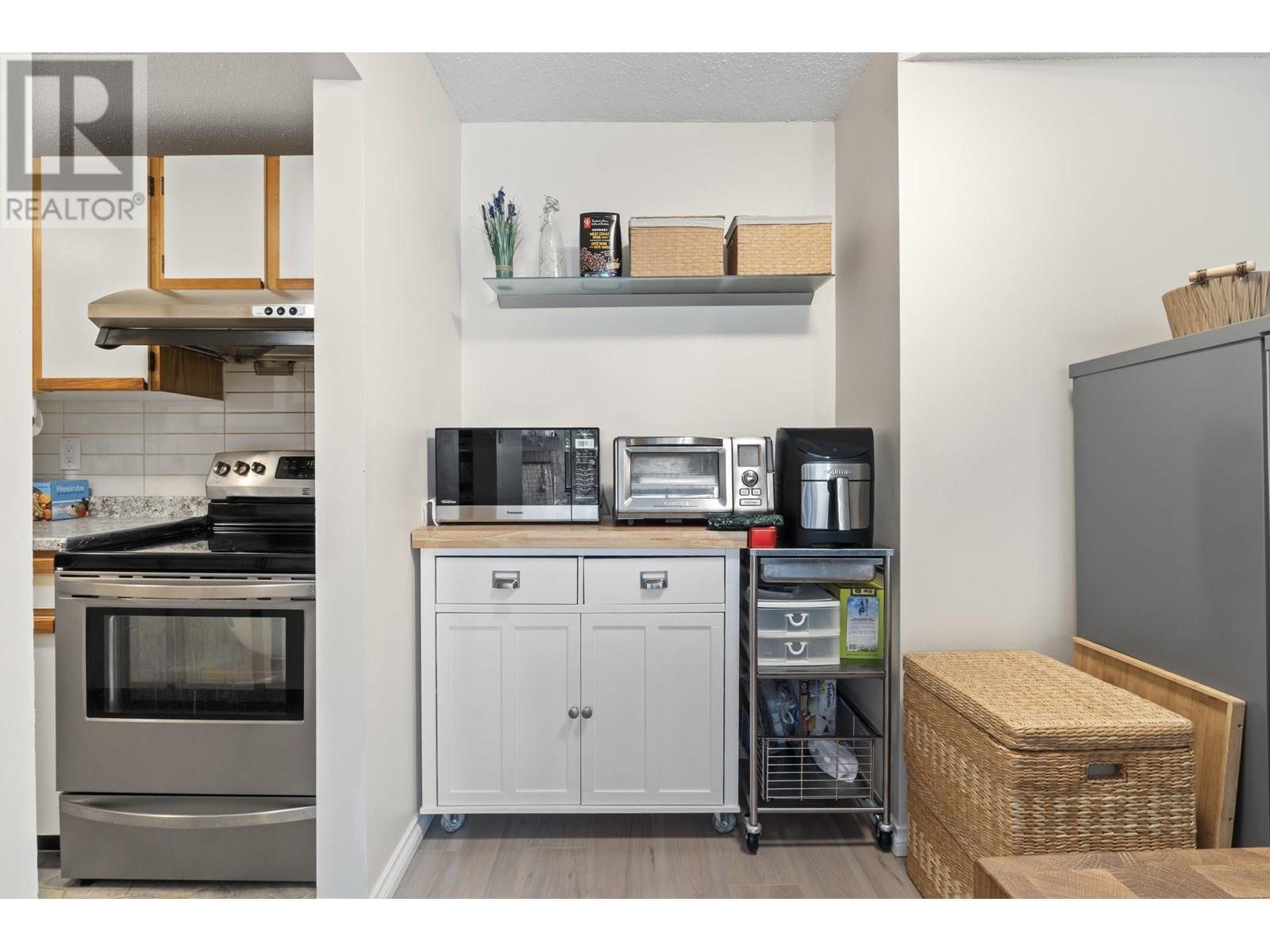 220 7340 Moffatt Road, Richmond, British Columbia  V6Y 1X8 - Photo 9 - R3015092