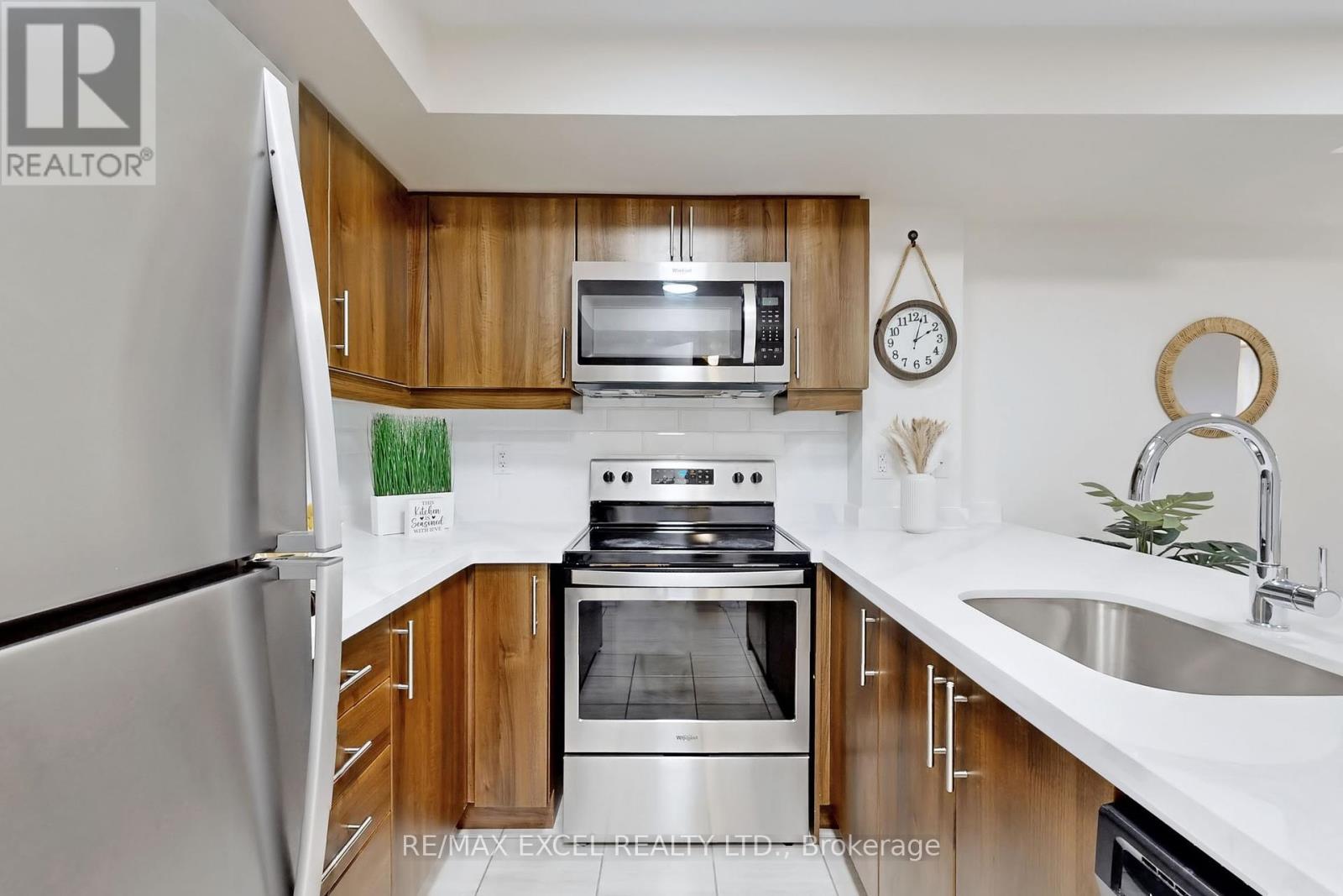 2217 - 10 Westmeath Lane, Markham (Cornell), Ontario  L6B 1N5 - Photo 11 - N12216713