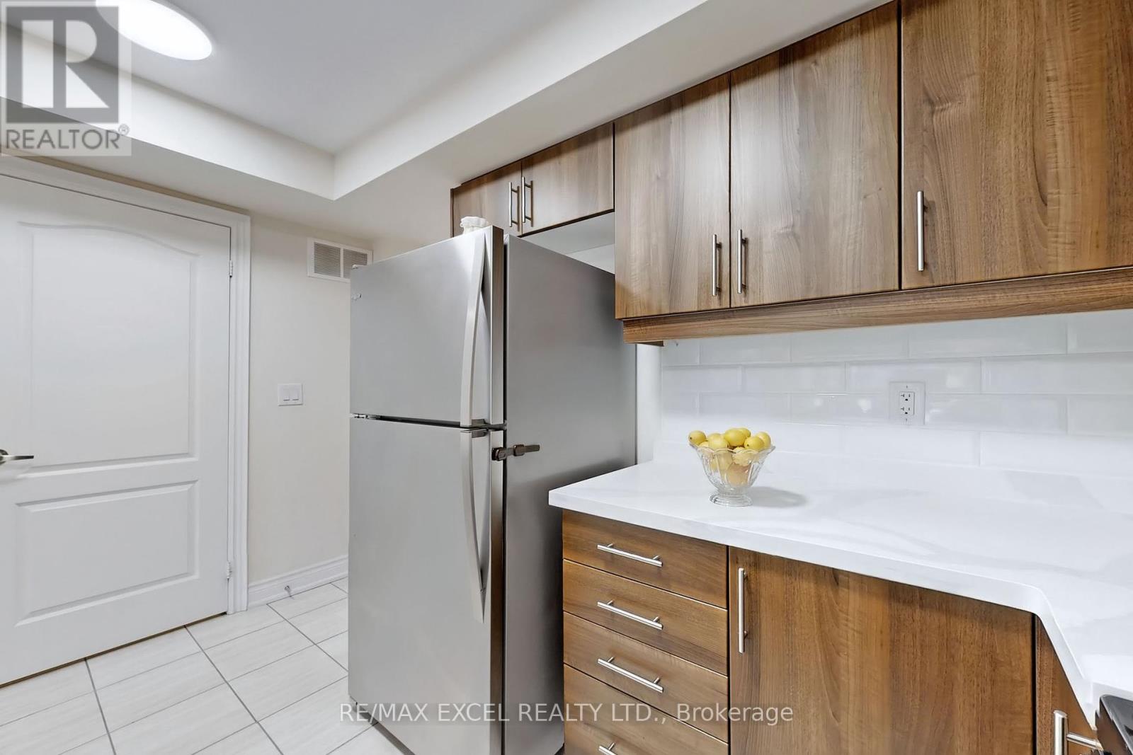 2217 - 10 Westmeath Lane, Markham (Cornell), Ontario  L6B 1N5 - Photo 14 - N12216713