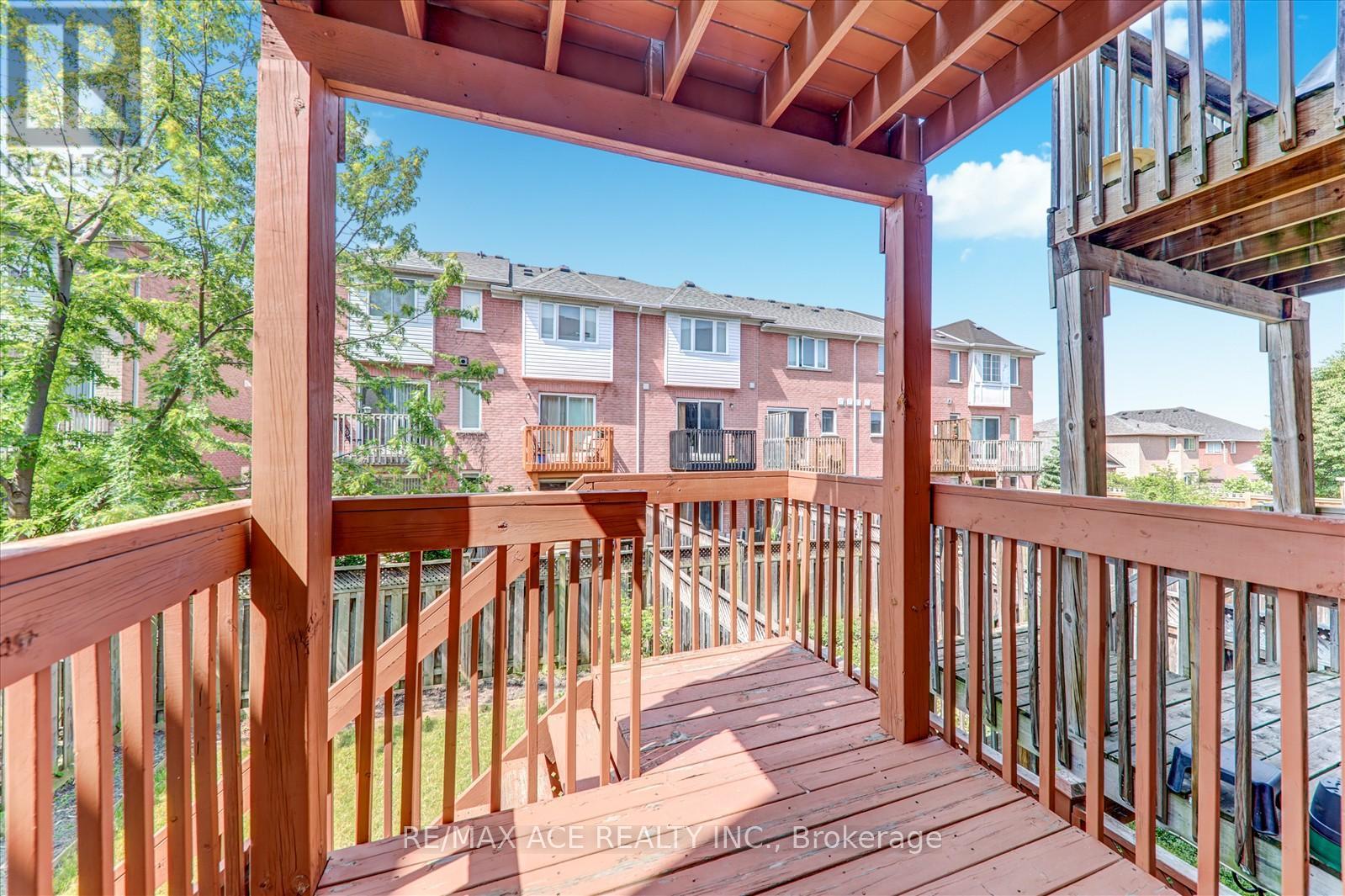 7086 Fairmeadow Crescent, Mississauga, Ontario  L5N 8R5 - Photo 15 - W12216531