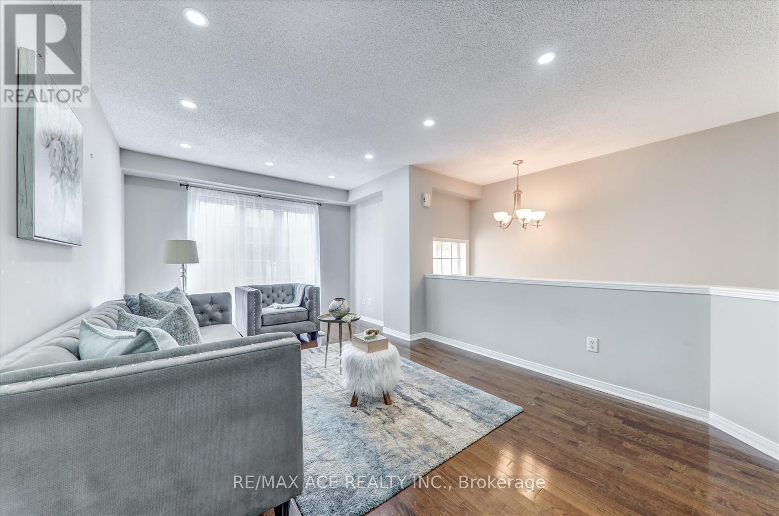 7086 Fairmeadow Crescent, Mississauga, Ontario  L5N 8R5 - Photo 24 - W12216531
