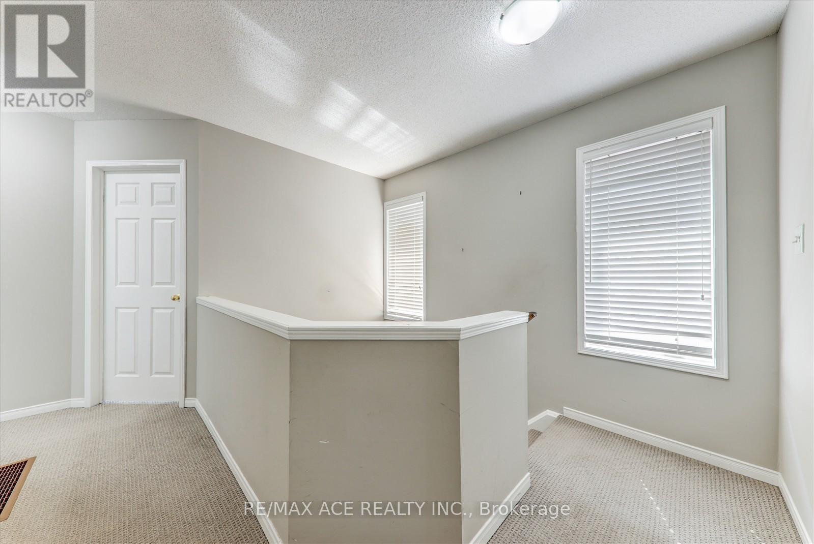 7086 Fairmeadow Crescent, Mississauga, Ontario  L5N 8R5 - Photo 29 - W12216531
