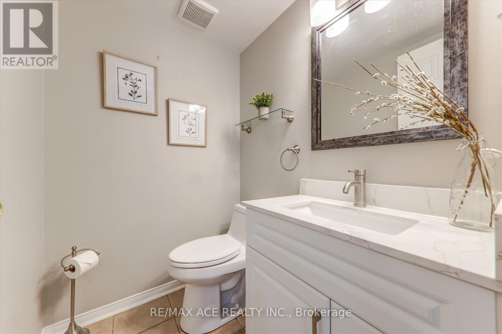 7086 Fairmeadow Crescent, Mississauga, Ontario  L5N 8R5 - Photo 22 - W12216531