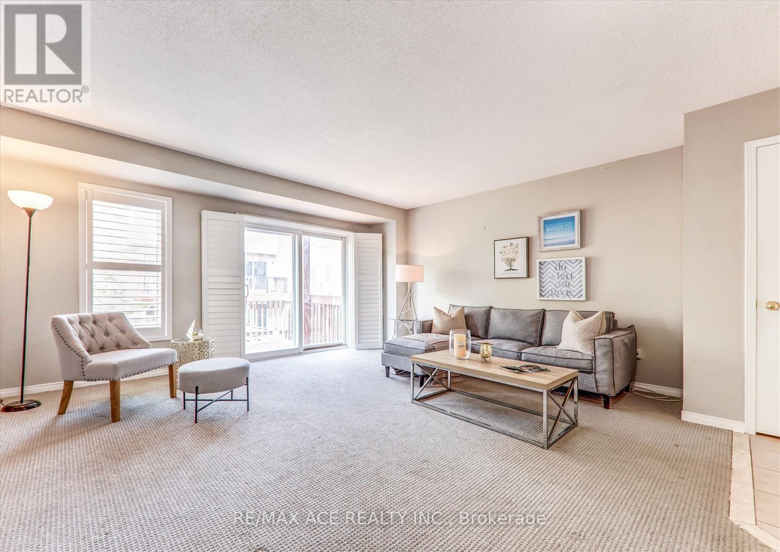 7086 Fairmeadow Crescent, Mississauga, Ontario  L5N 8R5 - Photo 11 - W12216531