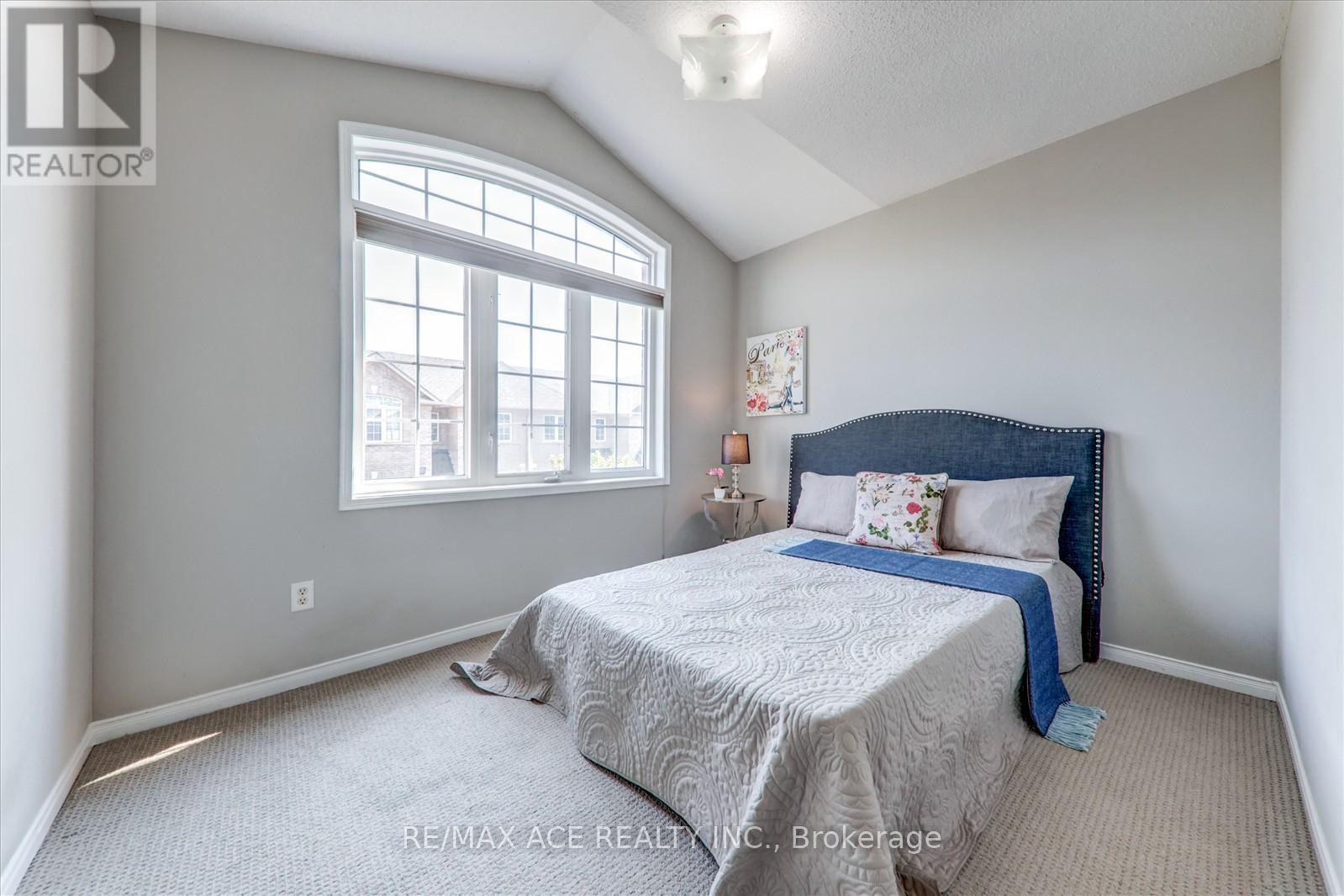7086 Fairmeadow Crescent, Mississauga, Ontario  L5N 8R5 - Photo 37 - W12216531