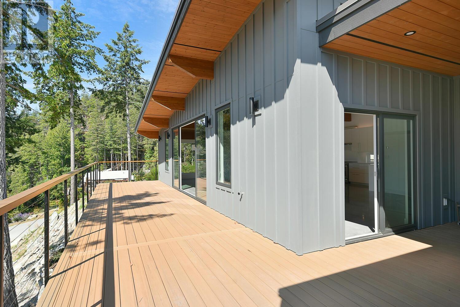 13246 Pinehaven Heights, Garden Bay, British Columbia  V0N 1S1 - Photo 20 - R3015103