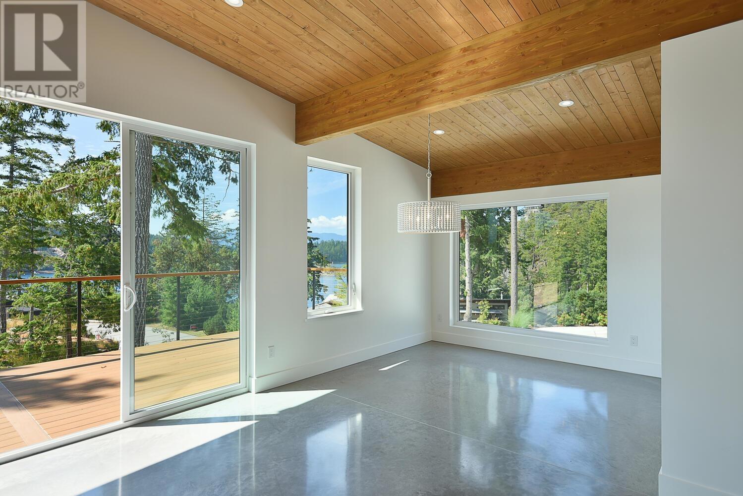 13246 Pinehaven Heights, Garden Bay, British Columbia  V0N 1S1 - Photo 8 - R3015103