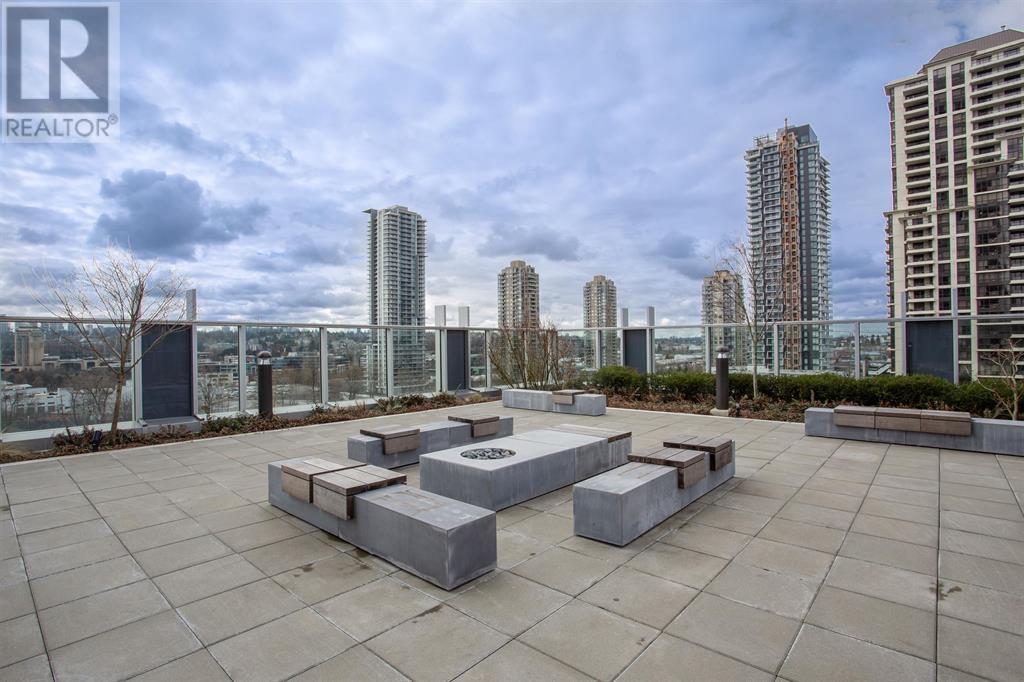 Listing Picture 14 of 21 : 2306 2085 SKYLINE COURT, Burnaby / 本拿比 - 魯藝地產 Yvonne Lu Group - MLS Medallion Club Member