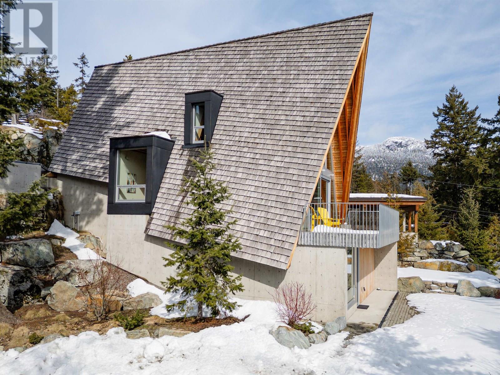9501 Emerald Drive, Whistler, British Columbia  V8E 0G5 - Photo 26 - R2979718