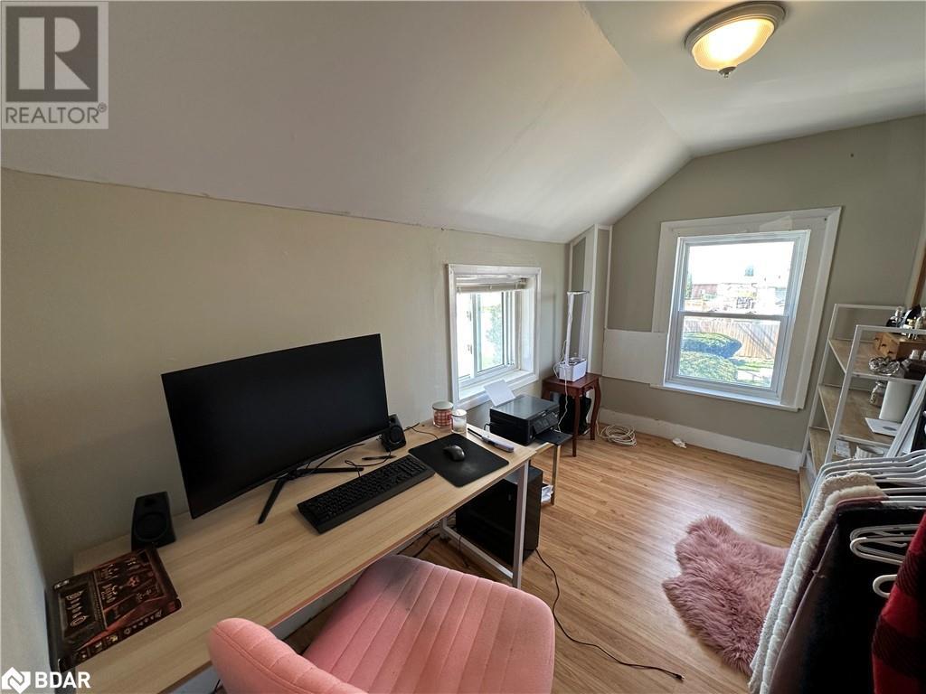 19 Pelham Street, Quinte West, Ontario  K8V 5A8 - Photo 16 - 40740882