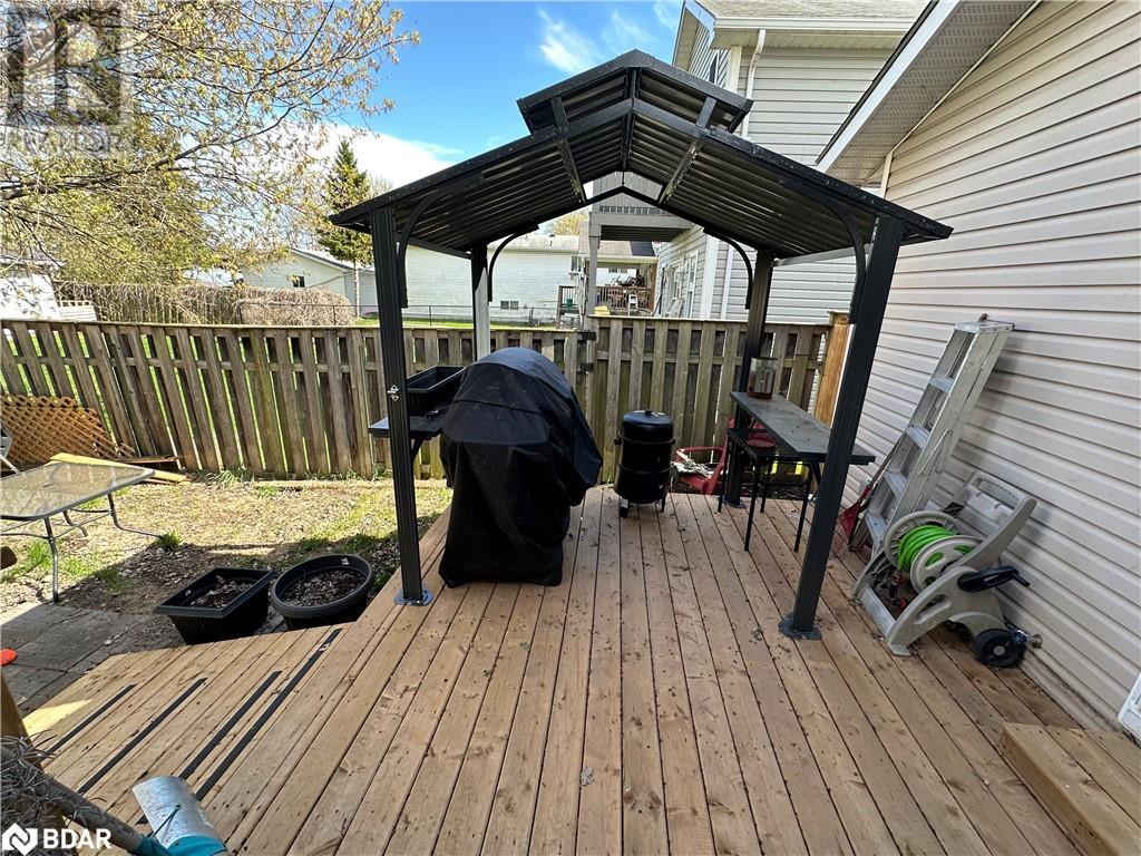 19 Pelham Street, Quinte West, Ontario  K8V 5A8 - Photo 7 - 40740882