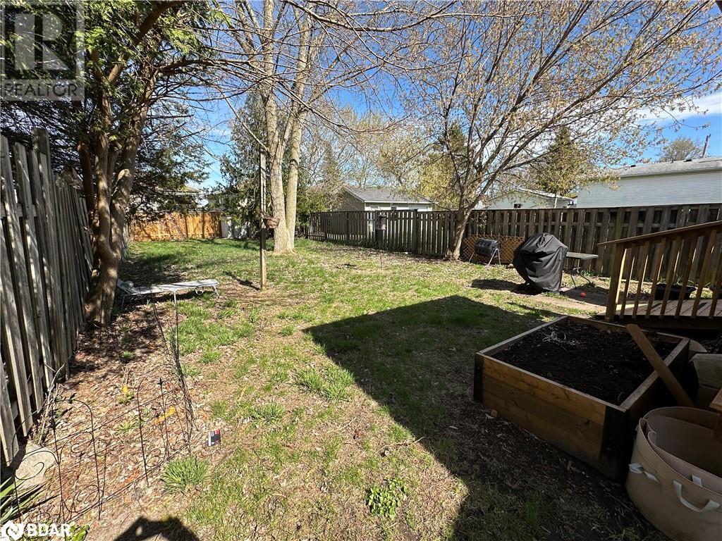 19 Pelham Street, Quinte West, Ontario  K8V 5A8 - Photo 8 - 40740882