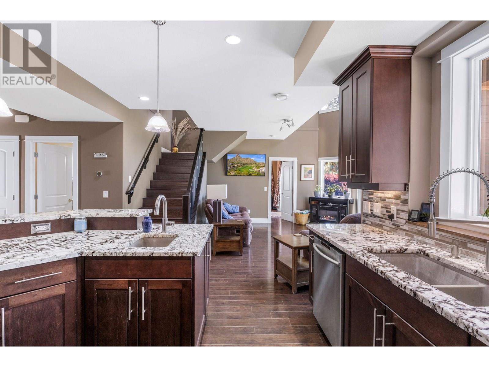 6281 Postill Lake Road, Kelowna, British Columbia  V1X 7V3 - Photo 14 - 10351946