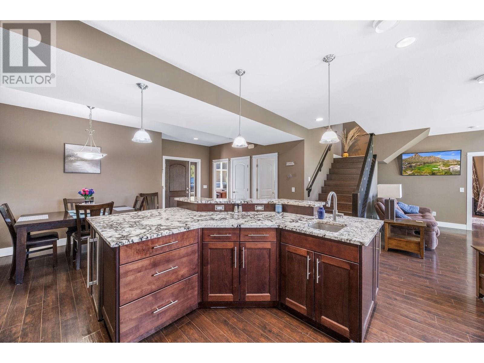 6281 Postill Lake Road, Kelowna, British Columbia  V1X 7V3 - Photo 13 - 10351946