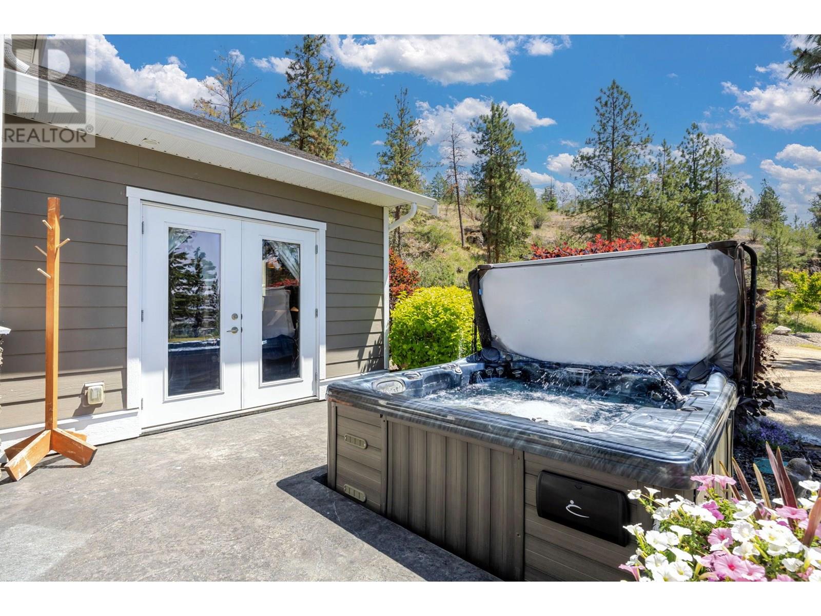 6281 Postill Lake Road, Kelowna, British Columbia  V1X 7V3 - Photo 57 - 10351946