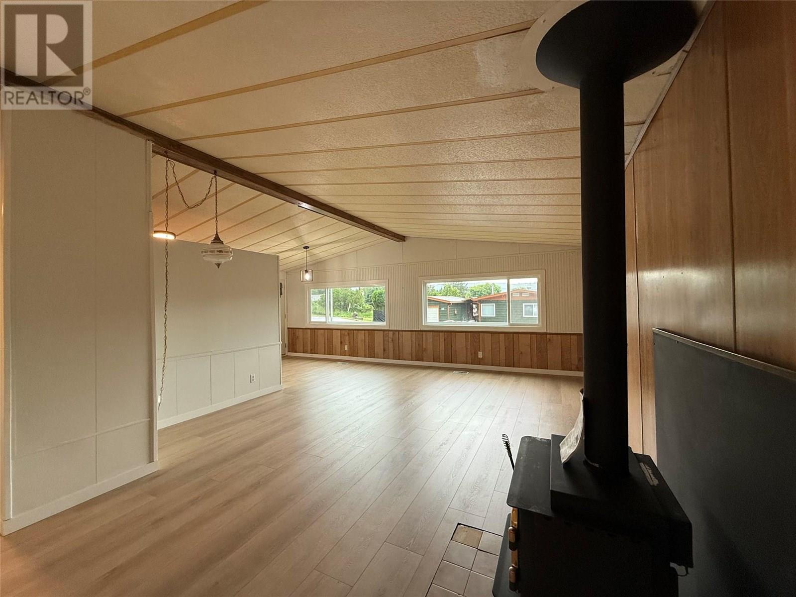 537 Begbie Road Unit# 17, Tappen, British Columbia  V0E 2X1 - Photo 8 - 10351950