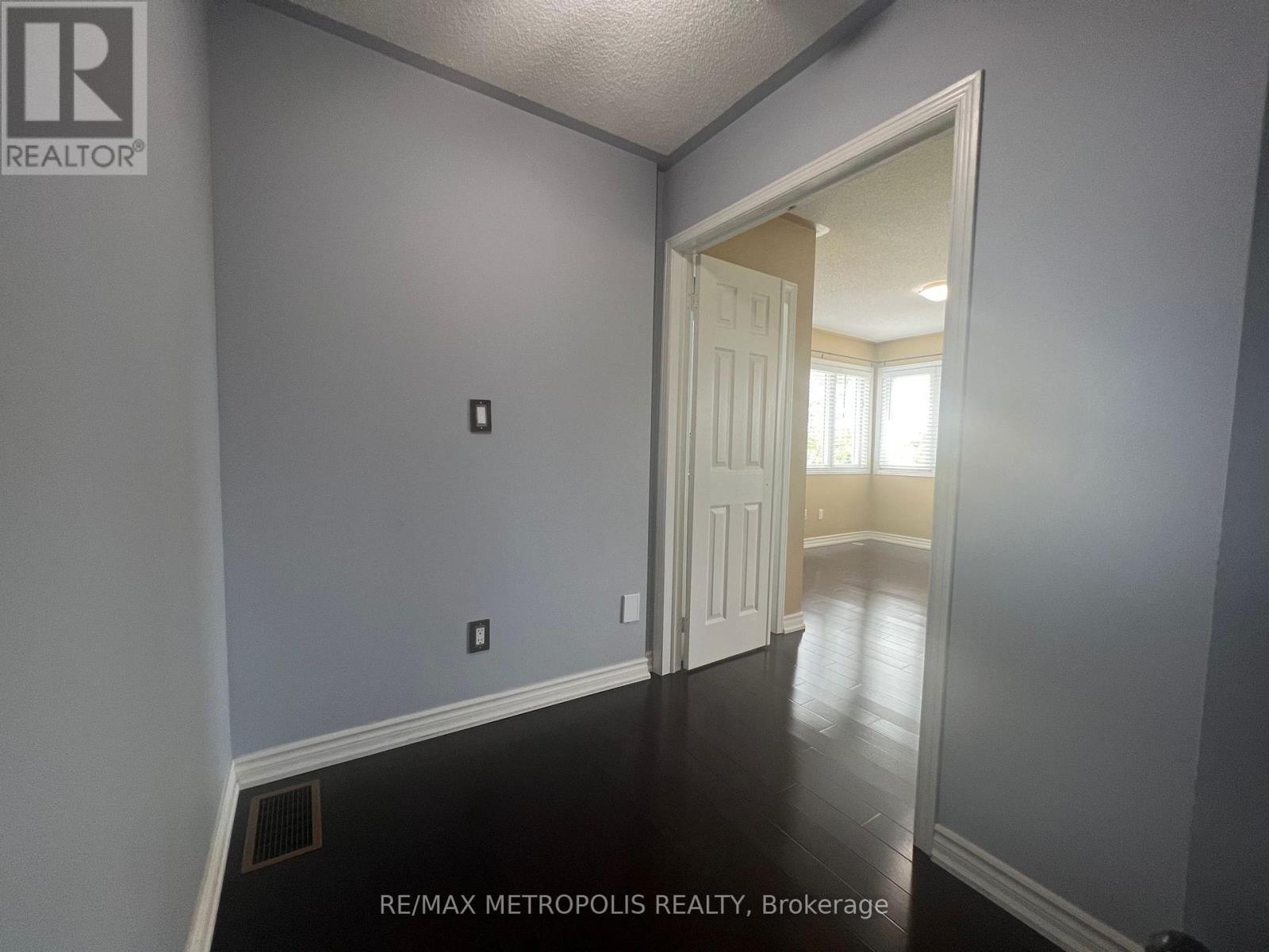 909 - 29 Rosebank Drive, Toronto, Ontario  M1B 5Y7 - Photo 24 - E12217567